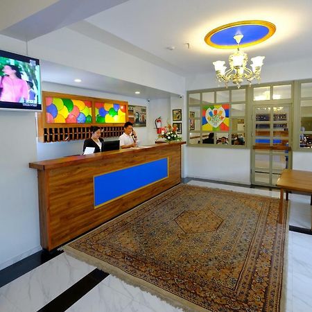 Frankfurter Deluxe Inn Cebu ภายนอก รูปภาพ